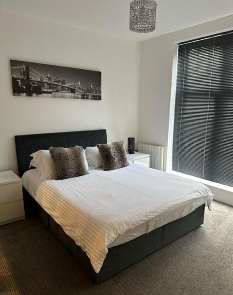 Cheam Stunning Flat With Parking Free Near Sutton Station 아파트 외부 사진